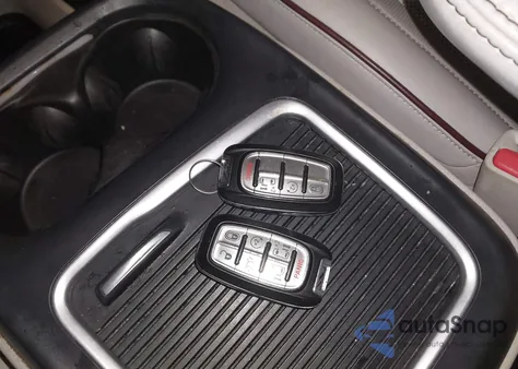 2018 Chrysler Pacifica Limited z USA, uszkodzony, nr VIN 2C4RC1GG6JR140357